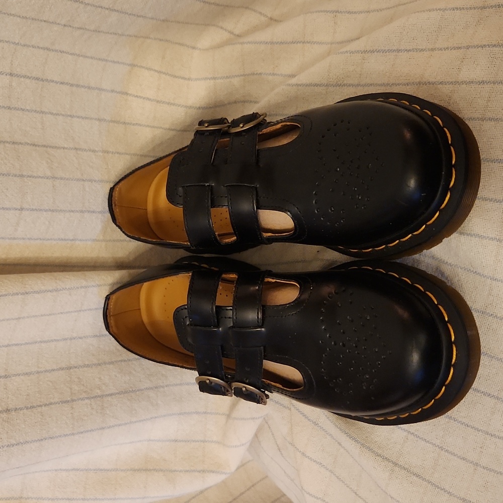 Dr. Martens Mary Jane’s